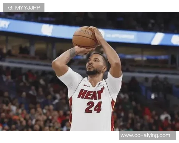 鲍威尔表现出色三分精准罚球稳定助力球队争胜